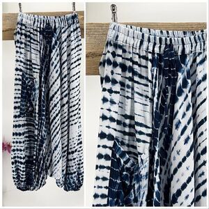 Apau ~ Gender Fluid Aladdin Gypsy Shibori Tie Dyed Rayon Pants